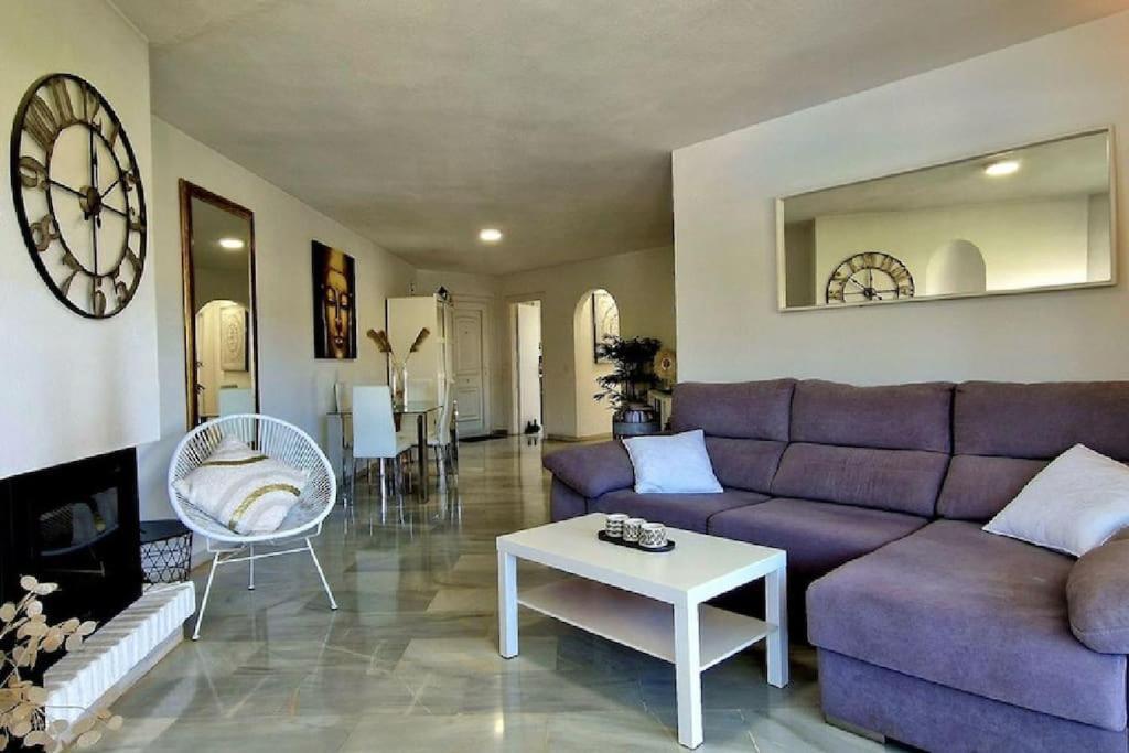 5* Stunning Golf & Sea Apartment Mijas Luaran gambar