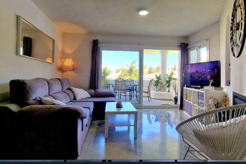 5* Stunning Golf & Sea Apartment Mijas Luaran gambar